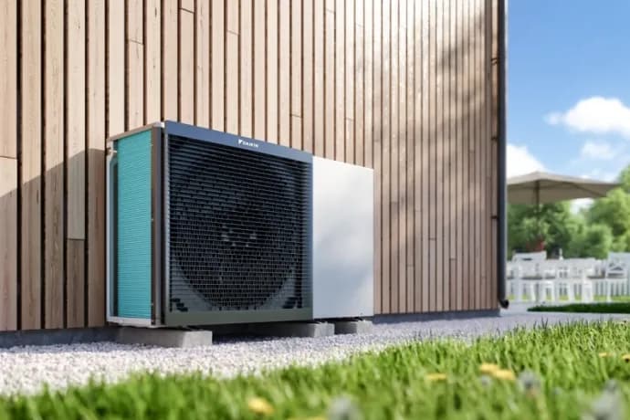 Pompa ciepła 230V czy 400V – co wybrać dla efektywnego ogrzewania?