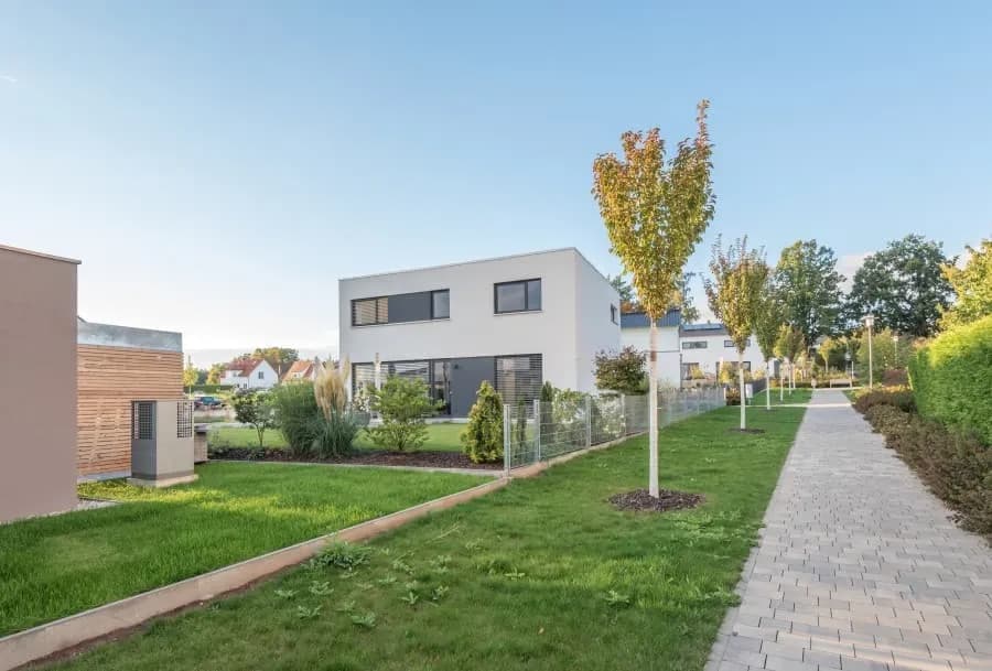 Jaka pompa ciepła na 200m2 - wybierz najlepszą opcję dla swojego domu